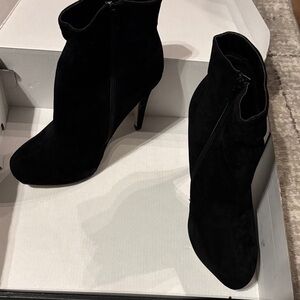Elegant Black Ankle Boots